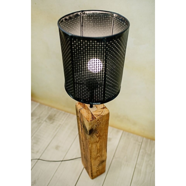 LAMPA Z LNIANYM ABAŻUREM HANDMADE LAMPA Z LNIANYM ABAŻUREM HANDMADE
